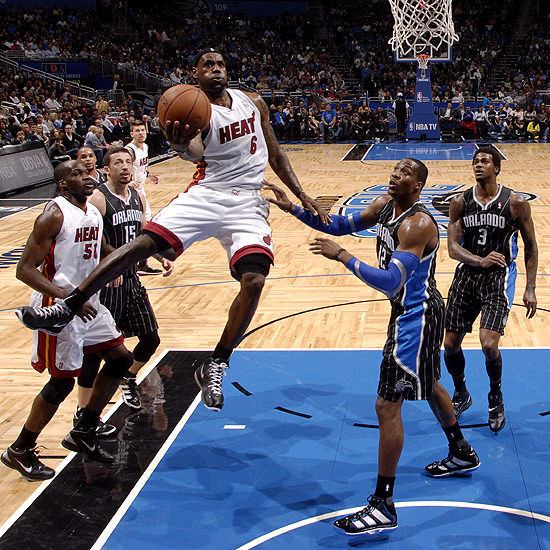 ЛеБрон Джеймс