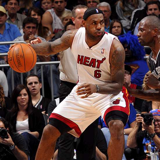 ЛеБрон Джеймс