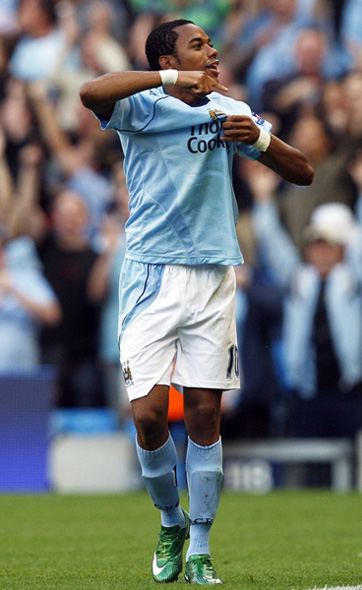 Первый гол Робиньо счастья МС не принес