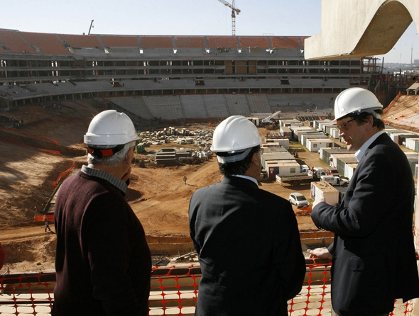 Реконструкция Соккер Сити