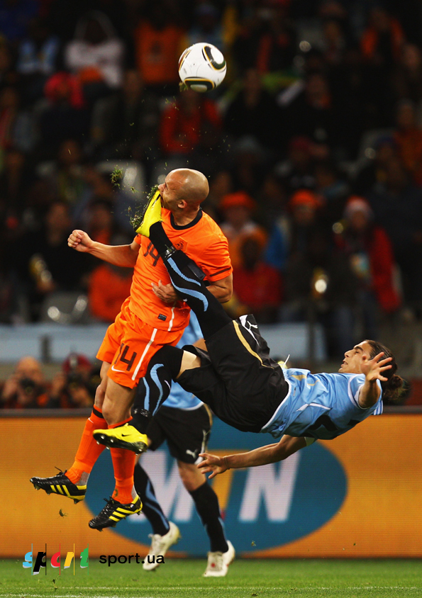 Мартин Касерес, Деми Де Зеув