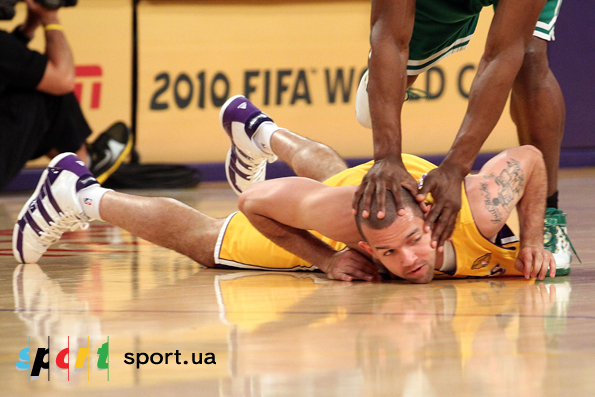 Тони Аллен вот так обходился с Джорданом Фармаром