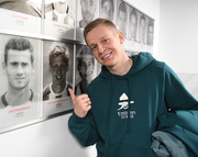 ФОТО. Зинченко и Артета провели пресс-конференцию перед матчем ЛЧ с ПСВ и прогулялись по стадиону фото 1 foto-zinchenko-i-arteta-proveli-press-konferentsiyu-pered-matchem-lch-s-psv-i-progulyalis-po-stadionu-foto-1