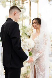 Полузащитник Шахтера Бондаренко сыграл свадьбу фото 3 poluzashchitnik-shahtera-bondarenko-sygral-svadbu-foto-3