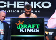 Василий Ломаченко - Девин Хейни, взвешивание фото 1 vasiliy-lomachenko-devin-heyni-vzveshivanie-foto-1