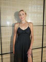 krasavitsy-ukrainki-posetili-vecherinku-igrokov-kubka-billi-dzhin-king-foto-3