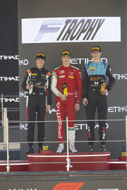 Бондарев_Перемога_Яс-Марина_Гонка2 фото 2 bondarev-peremoga-yas-marina-gonka2-foto-2