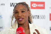 Прес-конференция Серены Уильямс (WTA 500 Лондон) фото 4 pres-konferentsiya-sereny-uilyams-wta-500-london-foto-4