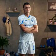 dinamo-predstavilo-tri-komplekta-formy-na-sezon-202324-foto-3