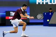 novak-dzhokovich-aleks-de-minaur-final-atp-500-v-pekini-2026-foto-4