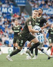 Как Довбик дебютирвал в составе Жироны фото 3 kak-dovbik-debyutirval-v-sostave-zhirony-foto-3