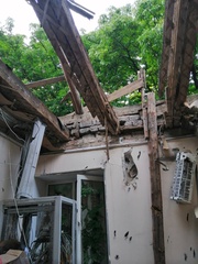 sanin-opublikoval-foto-iz-razbitogo-ofisa-fk-mariupol-foto-2