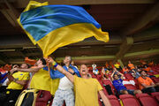 Украинские фанаты в Амстердаме фото 2 ukrainskie-fanaty-v-amsterdame-foto-2