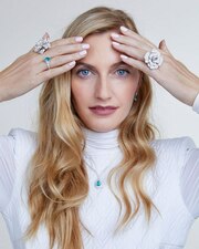 Квитова приняла участие в фотосессии в ювелирных украшениях фото 1 kvitova-prinyala-uchastie-v-fotosessii-v-yuvelirnyh-ukrasheniyah-foto-1