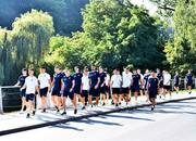 sbornaya-ukrainy-sovershila-progulku-u-ozera-pered-matchem-s-angliey-foto-4