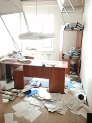 sanin-opublikoval-foto-iz-razbitogo-ofisa-fk-mariupol-foto-3