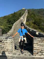 ukrainskaya-tennisistka-lyudmila-kichenok-posetila-velikuyu-kitayskuyu-stenu-foto-1