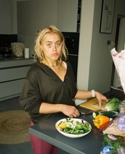 zvezda-onlyfans-gotovitsya-k-debyutu-v-professionalnom-bokse-foto-4