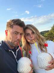 marchenko-i-zavatskaya-progulyalis-potsyandaohu-foto-1