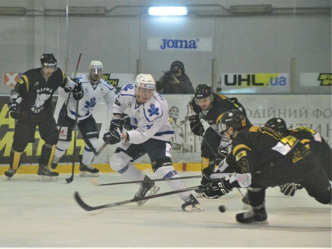 beliy-bars-sokol-1-4