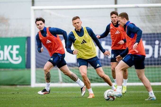 sbornaya-ukrainy-v-ispanii-14033025