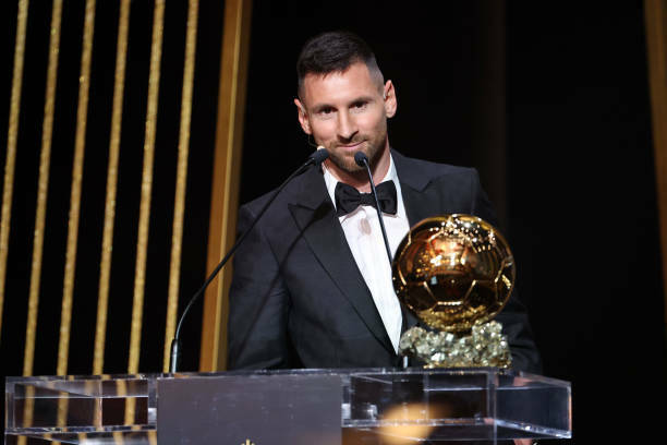 8-й Золотий м'яч Мессі 8-y-zolotiy-myach-messi