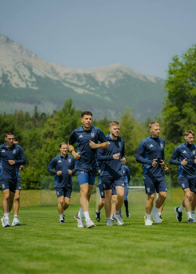 Фото тренування збірної України U-21 після матчу