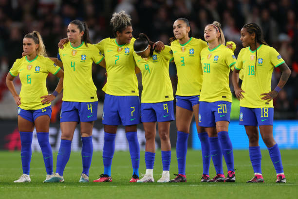 Прямой эфир футбол бразилия англия. Сборная Бразилии. Женская сборная. Сборная Бразилии 2022. Женская сборная Бразилии по футболу в матче с Англией.