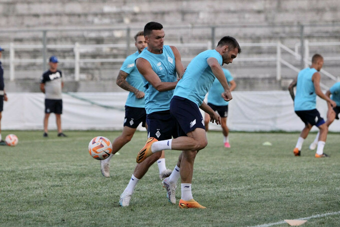 Динамо после 23-часовой дороги в Салоники провело тренировку dinamo-posle-23-chasovoy-dorogi-v-saloniki-provelo-trenirovku