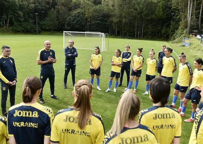 trenirovka-zhenskoy-sbornoy-v-polshe-26092023