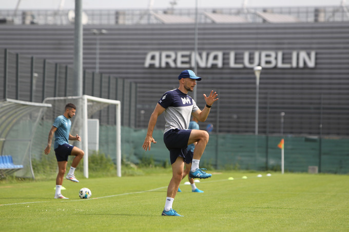 dinamo-provelo-trenirovku-pered-vyezdom-na-match-s-partizanom