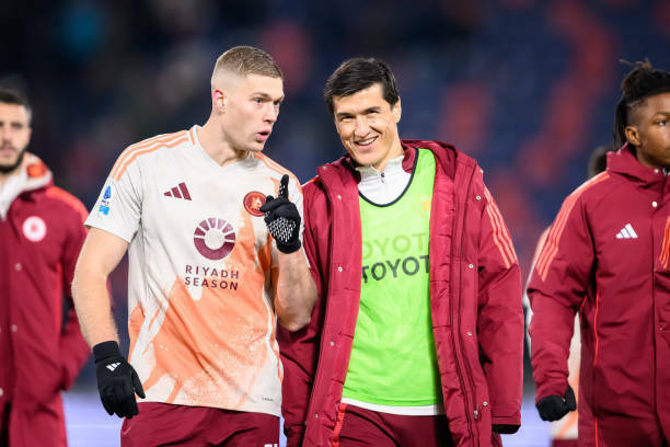 Эмоции и празднование Довбика после гола на 90+8-й минуте emotsii-i-prazdnovanie-dovbika-posle-gola-na-908-y-minute