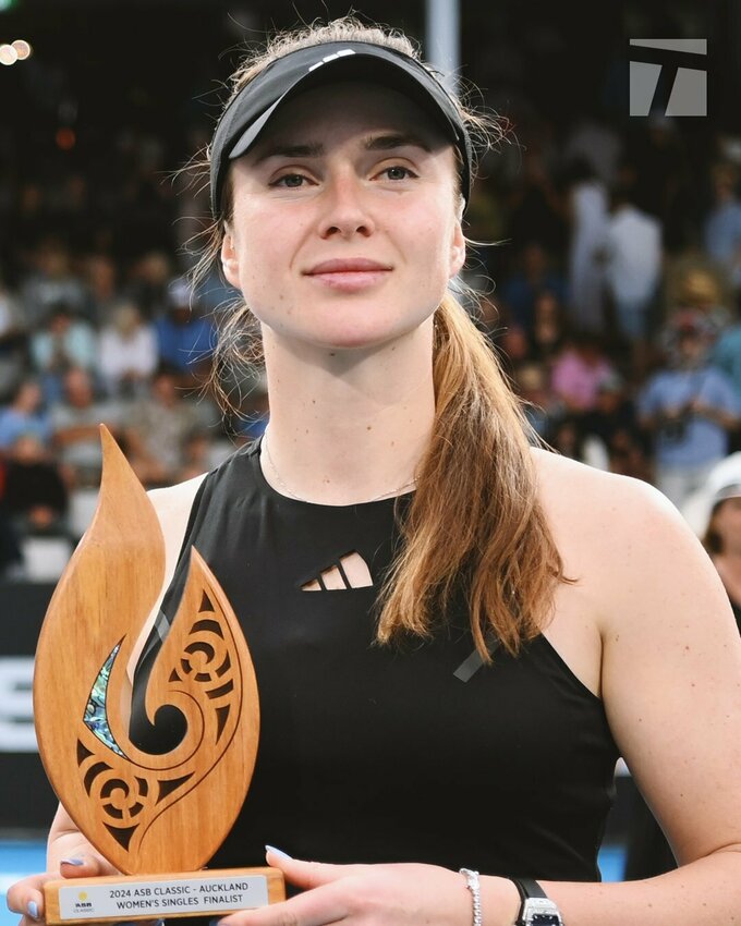 ФОТО. Украинская королева тенниса. Награждение Свитолиной и Гофф в Окленде foto-ukrainskaya-koroleva-tennisa-nagrazhdenie-svitolinoy-i-goff-v-oklende