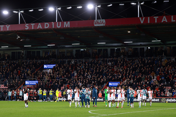 ofitsialno-zabarniy-ne-doigral-match-bornmut-luton-taun-perenesen