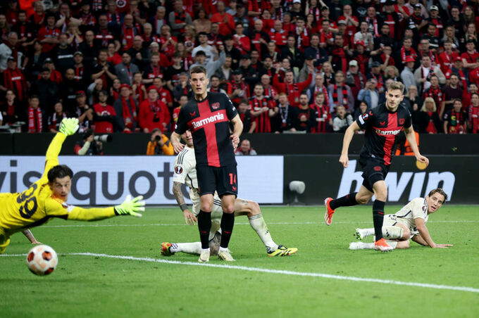 Байер отыгрался с 0:2 и достиг финала Лиги Европы в Леверкузене