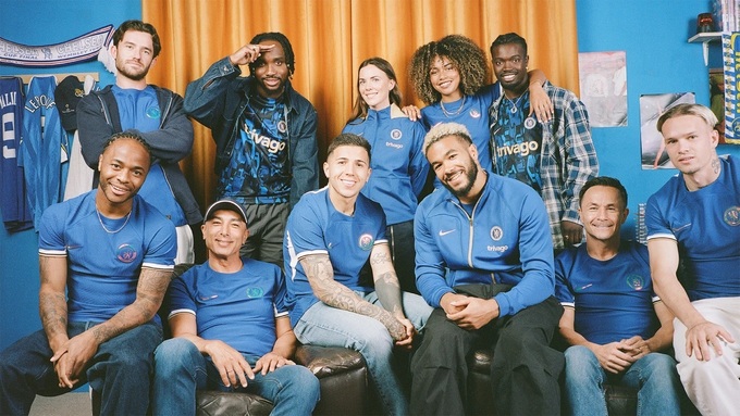 mudrik-prinyal-uchastie-v-predstavlenii-novoy-formy-chelsi