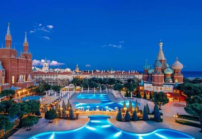 Отель в турции похож на кремль купить апартаменты в нью йорке