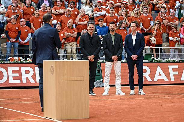 To ants. How was this: farewell ceremony on Rolan Garros do-murashek-kak-too-bylo-proshchalnaya-tseremoniya-nadalya-na-na-rolan-harros