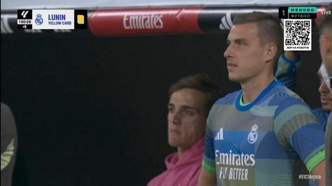 igroki-matcha-real-barselona-ustroili-stychku-lunin-othvatil-zheltuyu