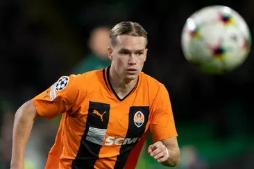 Отпустят Месси, а купят Мудрика. ПСЖ включился в гонку за украинцем