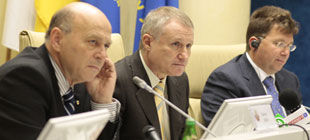 Григорий СУРКИС: «Евро-2012 примут четыре украинских города»