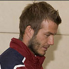 Бекхэм оторвал ветерану руку + ФОТО