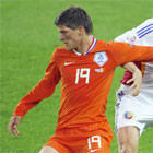 Хунтелаар хочет больше играть