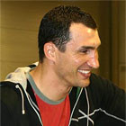 Быть футболистом хорошо, а боксером - лучше