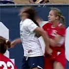 ВИДЕО ДНЯ: Суровый женский футбол