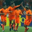 Кто выйдет на Евро-2004 из пары Шотландия – Голландия?