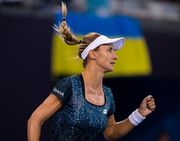 Цуренко разбила Бузарнеску, Мейвезер нокаутировал Насукаву