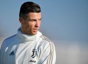 ФОТО ДНЯ. Роналду отметил день рождения в кругу семьи