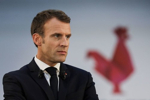 Президент Франции Макрон проведет трансляцию на Twitch