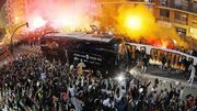 Болельщики Валенсии устроили яркий перфоманс перед матчем с Бетисом